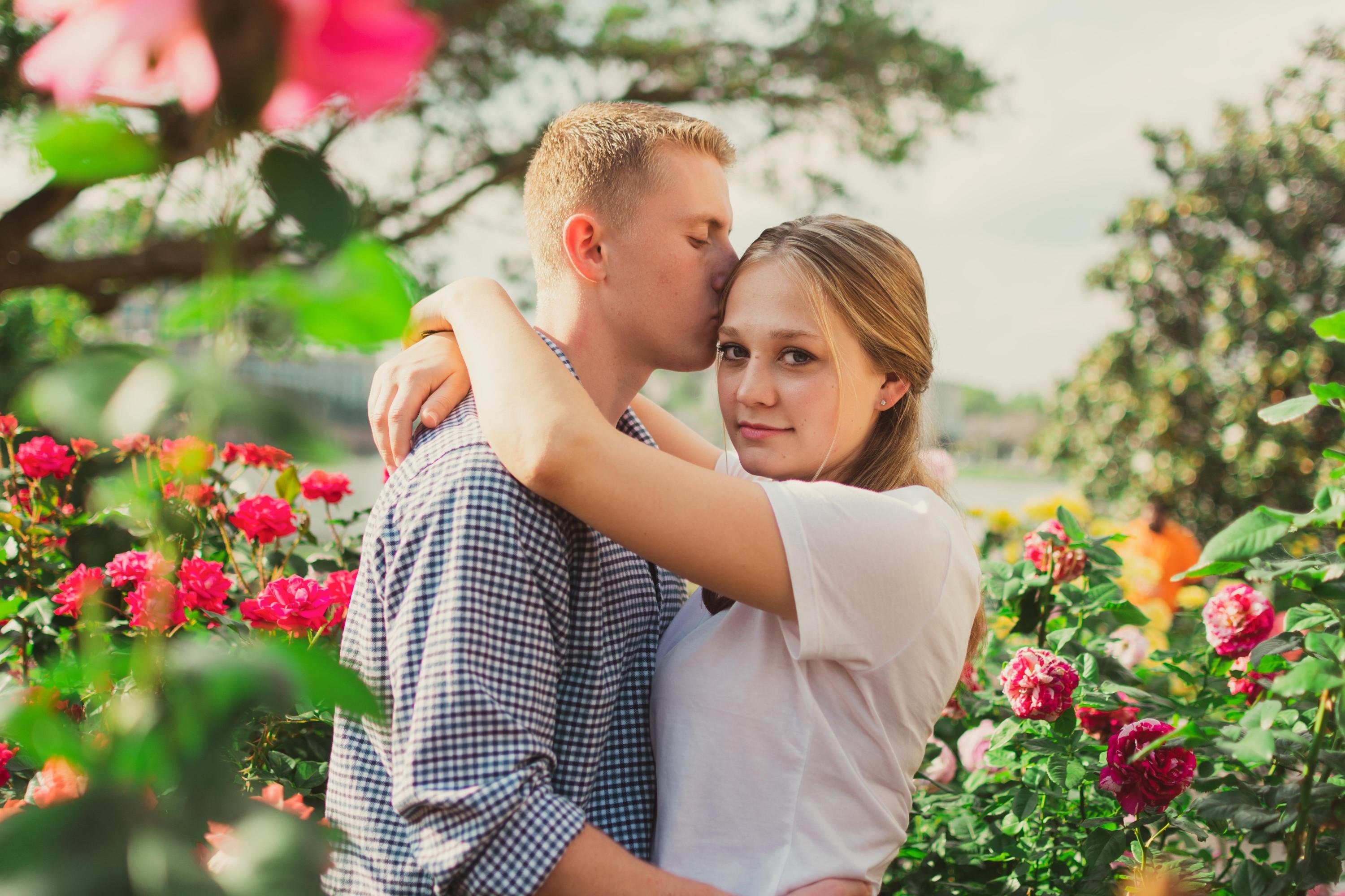 Lake Mirror Park Couples Session