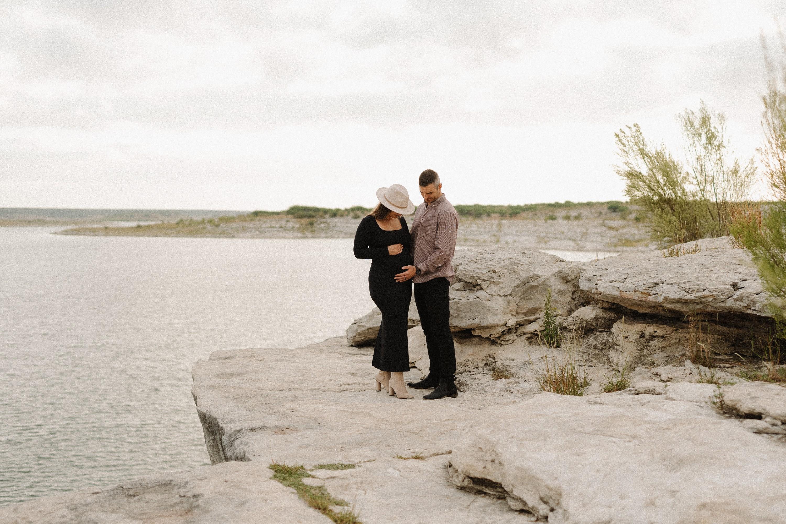 3 things to do to feel your best for your maternity photos