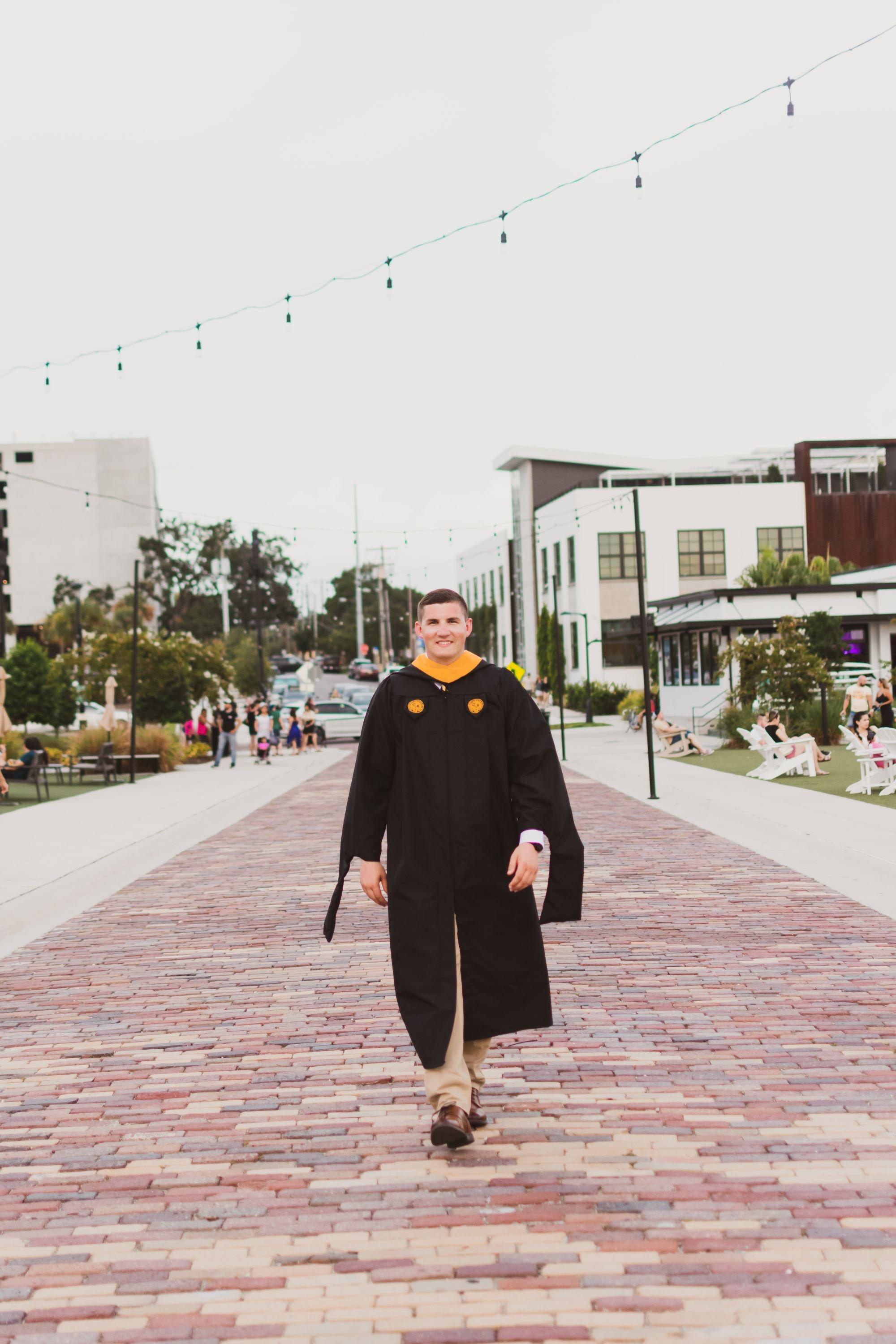 carousel-hero-element image-18